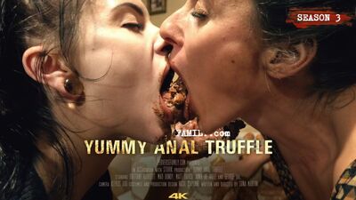 Perverse family makes dessert out of shit while Lolly Glams fucks ass